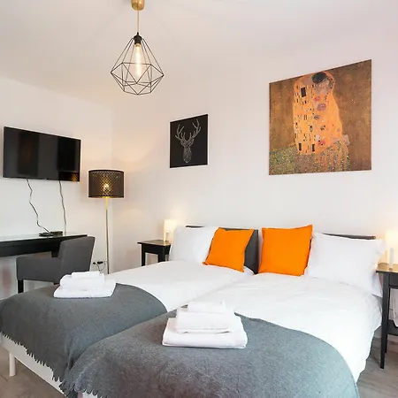 Apartment Rentplanet - Sandomierska 3 *